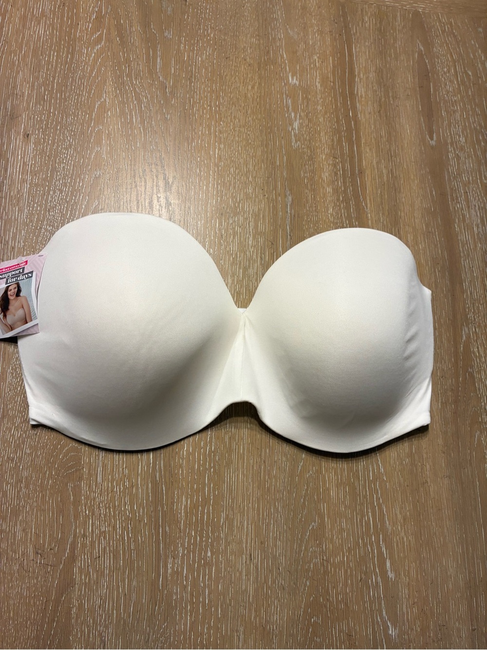 Maidenform White Strapless Seamless Convertible Bra
